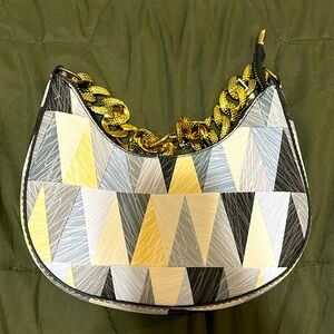 A purse/makeup bag on the go!